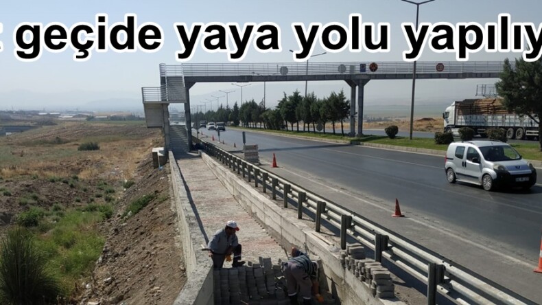 Üst geçide yaya yolu yapılıyor