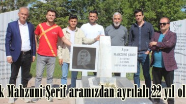 Aşık Mahzuni Şerif aramızdan ayrılalı 22 yıl oldu.