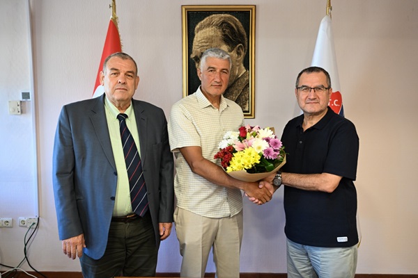 Pazarcık MYO Müdürlüğüne Afşinli hemşehrimiz Dr. Öğr. Üyesi Selahattin Özberk Atandı.