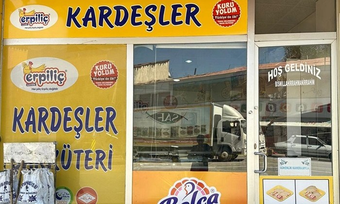 En taze,en lezzetli ve en uygun fiyatlı Köy Ürünleriyle Kardeşler Şarküteri hizmetinizde.